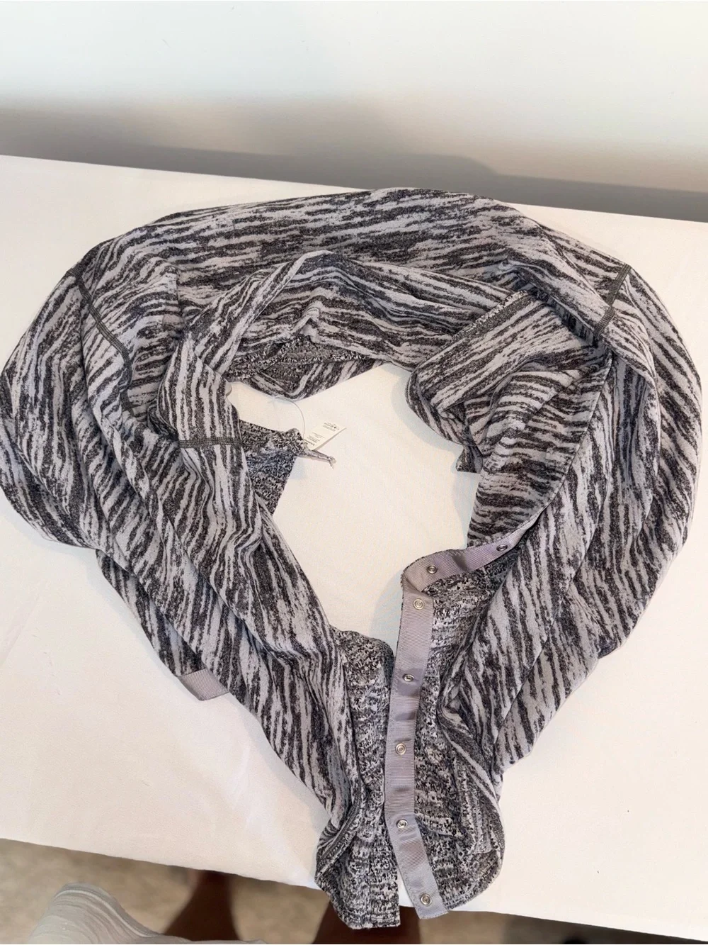 Lululemon Light Gray Textured Knit Scarf with Snap Trim